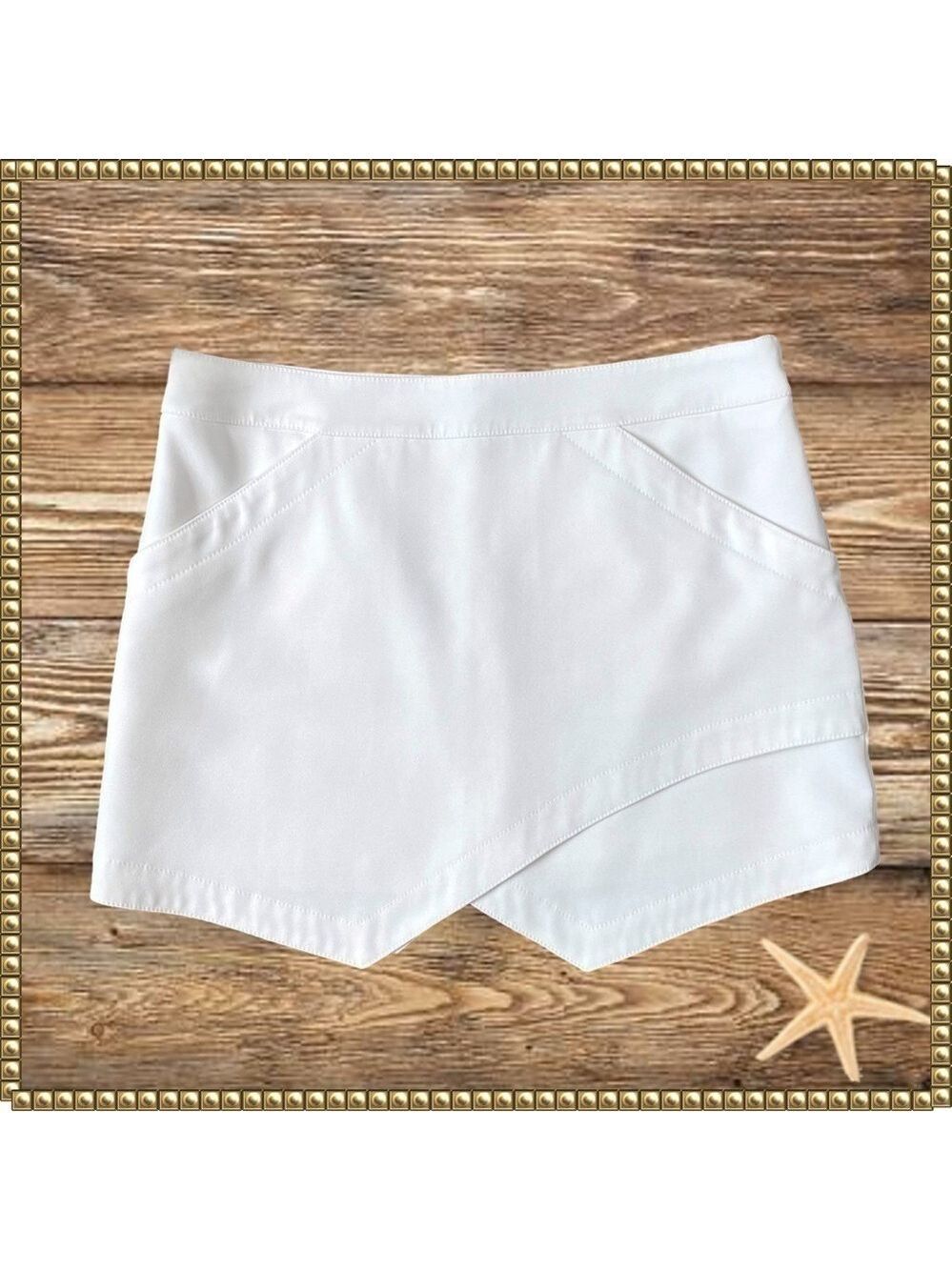 BCBGMAXAZRIA Off White Asymmetrical Mini Skirt Small